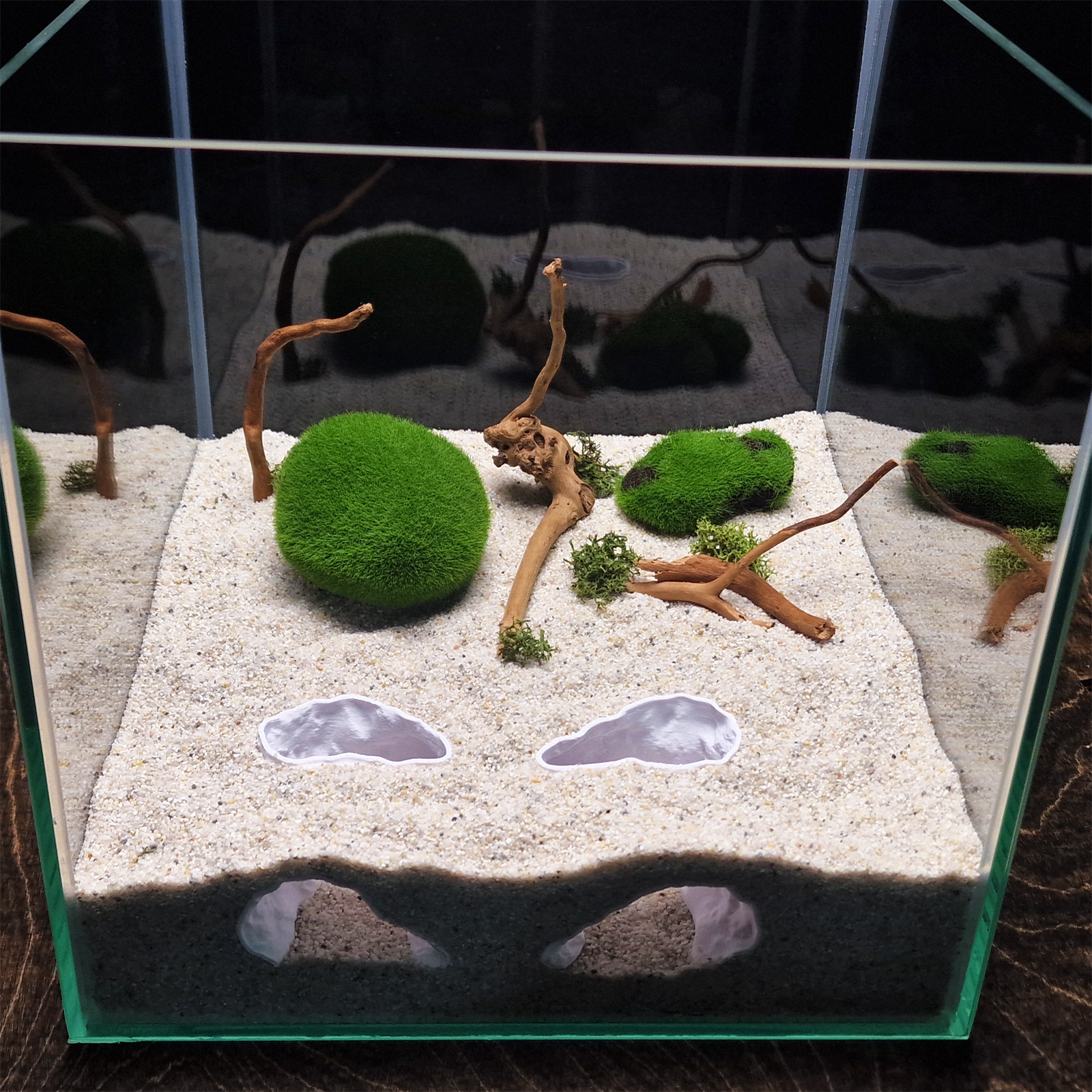 Aquarium Fish Reproduction - Aquarium Decorative Cave Design Plastic Model